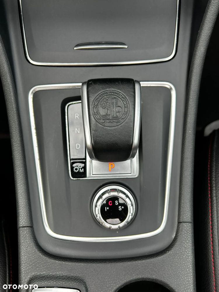 Mercedes-Benz Klasa A AMG 45 4-Matic - 25