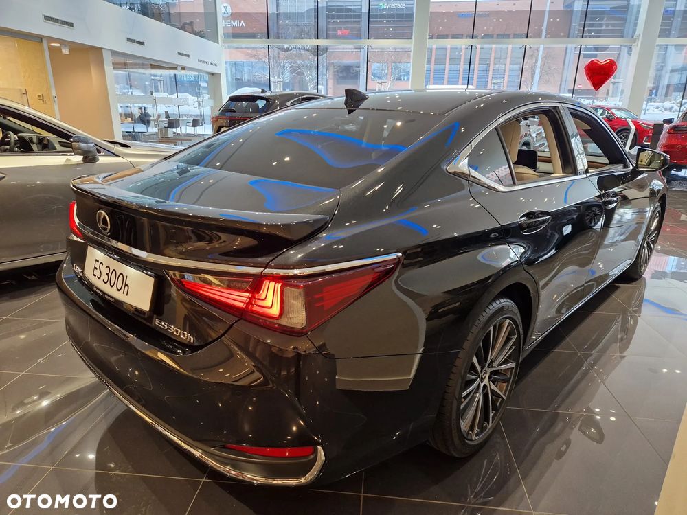 Lexus ES 300h Prestige - 4