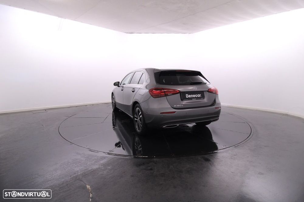 Mercedes-Benz A 180 d - 6