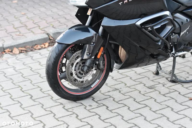Triumph Trophy - 24