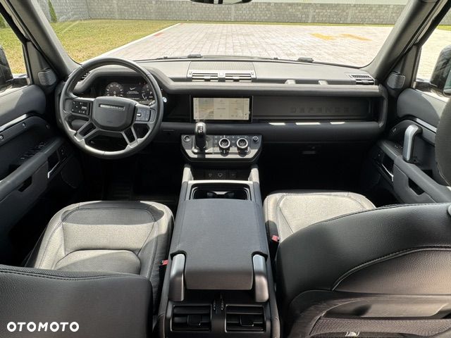 Land Rover Defender 3.0 D300 mHEV SE - 8