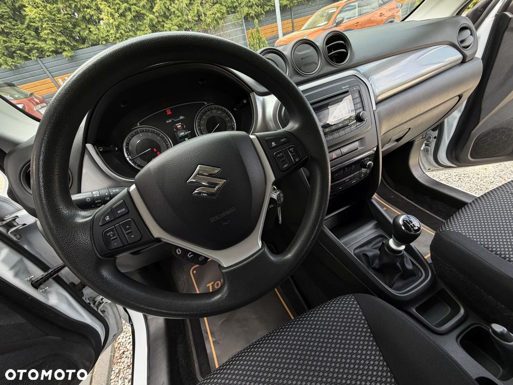Suzuki Vitara 1.4 Boosterjet Hybrid Comfort - 26