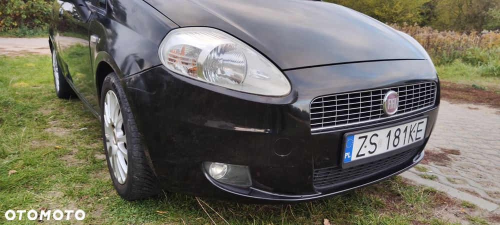 Fiat Grande Punto 2009 photo 5