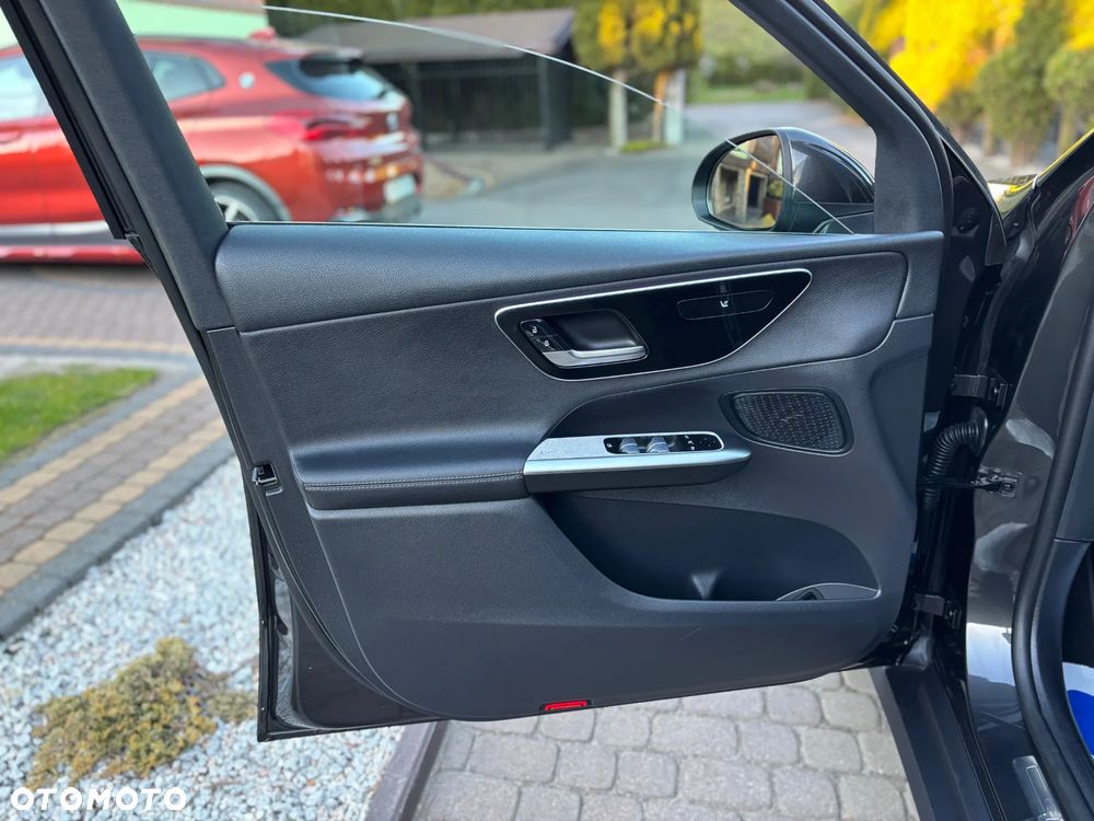 Mercedes-Benz GLC 220 d 4Matic 9G-TRONIC Avantgarde Advanced - 26