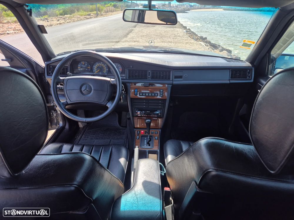 Mercedes-Benz W201 (1982-1993) - 9