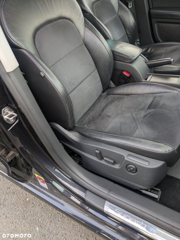 Skoda Superb 2.0 TDI Elegance DSG - 19