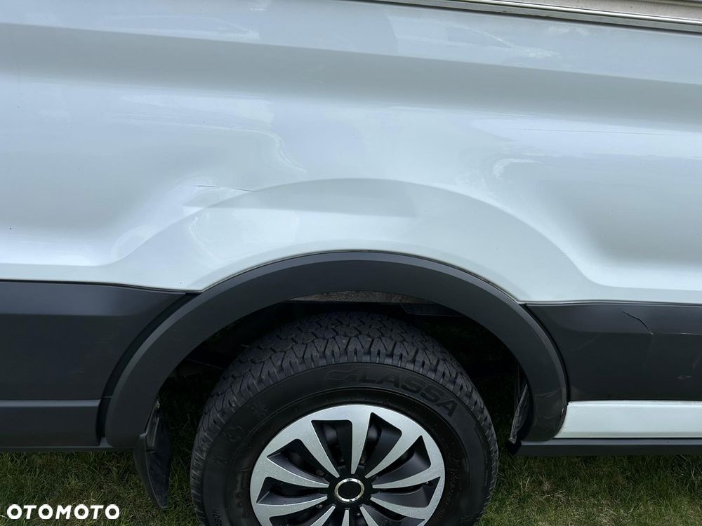 Ford Transit - 17