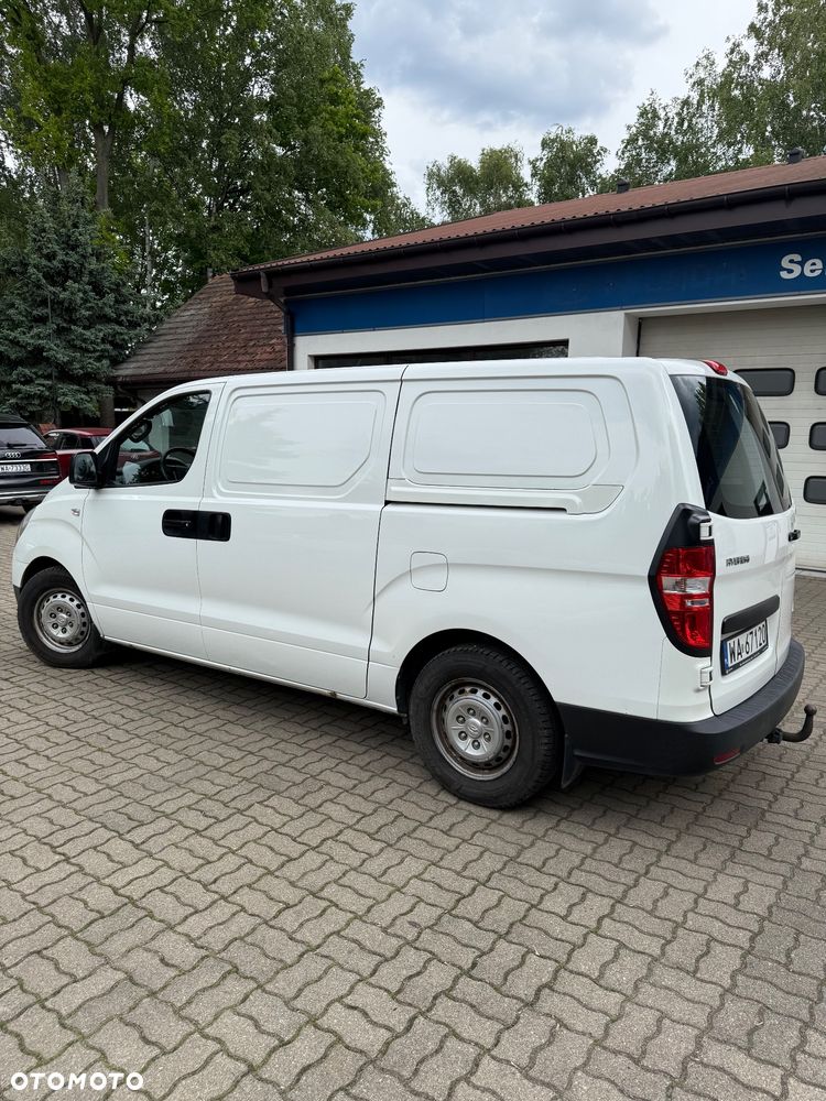 Hyundai H1 - 7