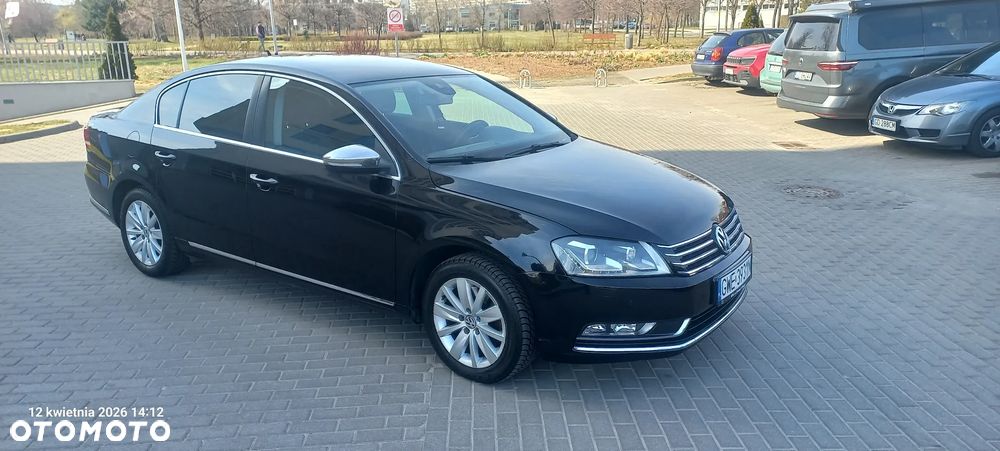 Volkswagen Passat 1.6 TDI BlueMotion Technology Highline - 16