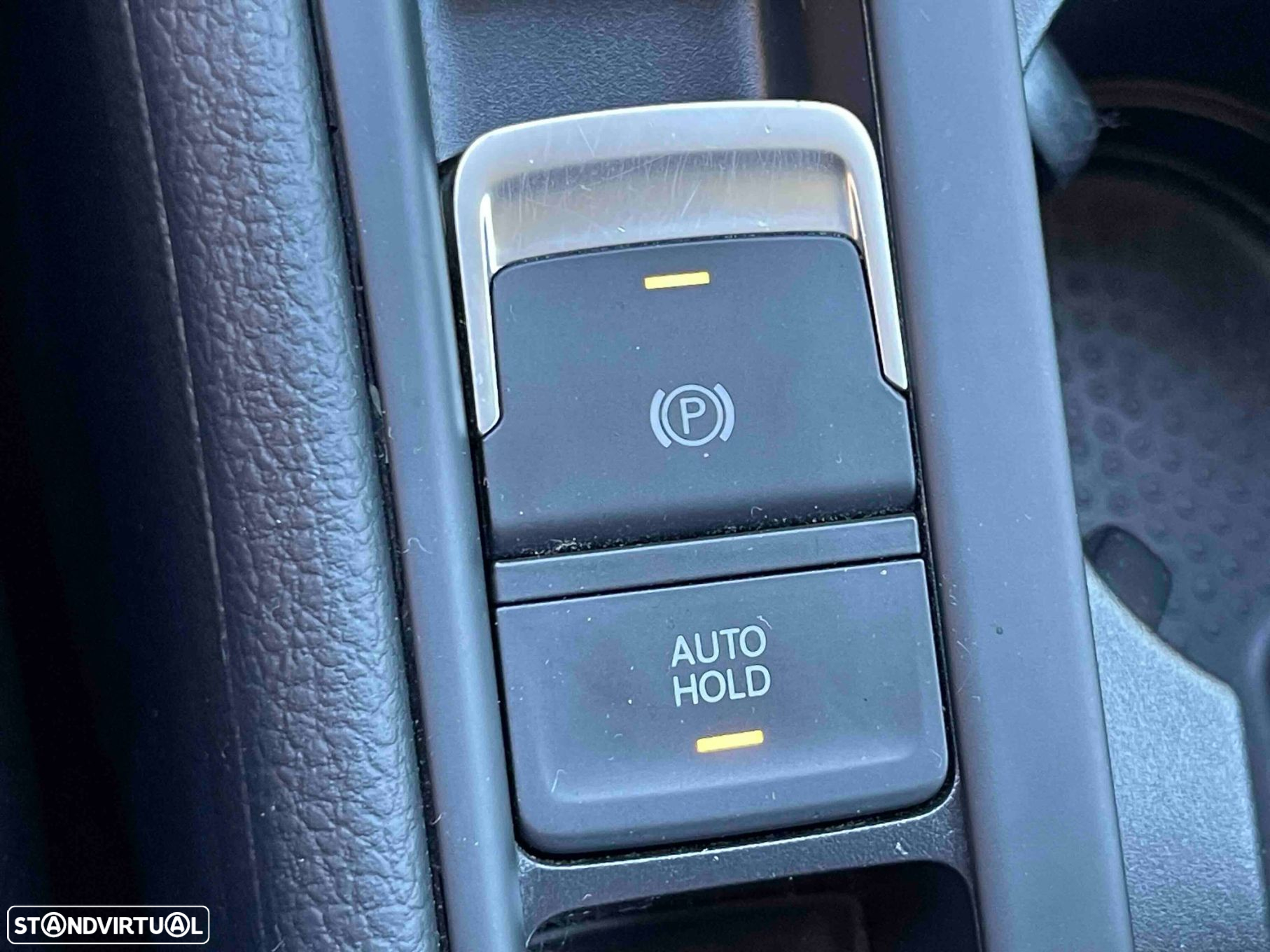 VW Golf 1.6 TDI Confortline - 55