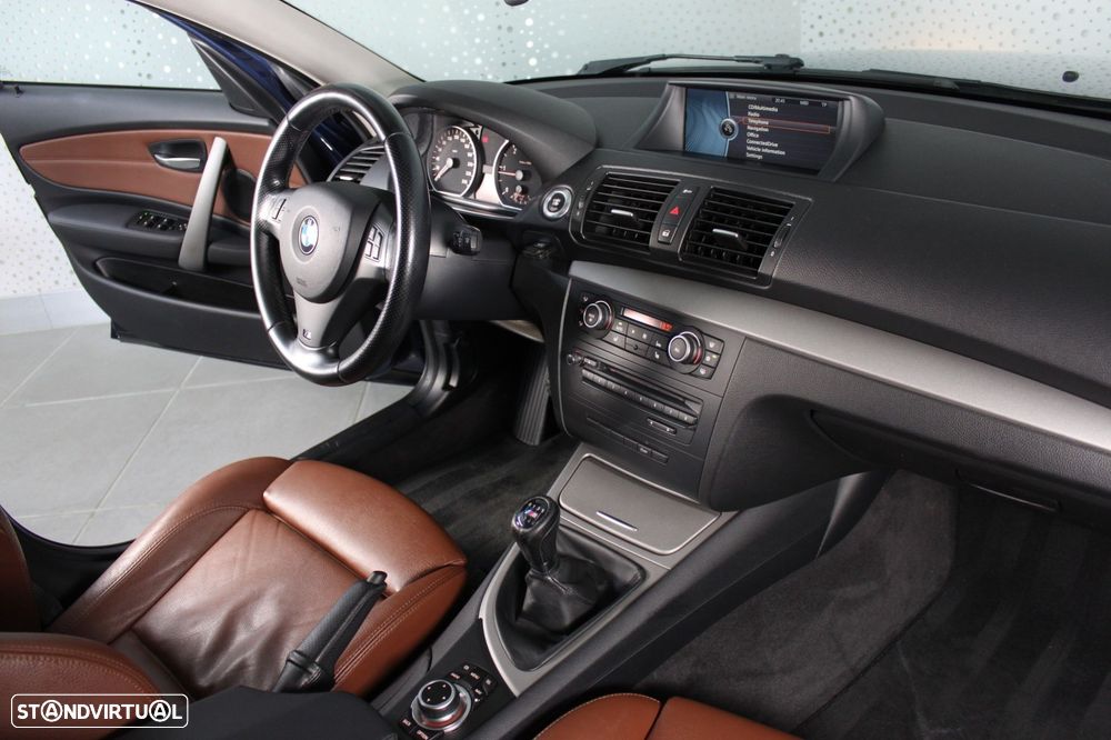 BMW 118 d Line Sport - 18