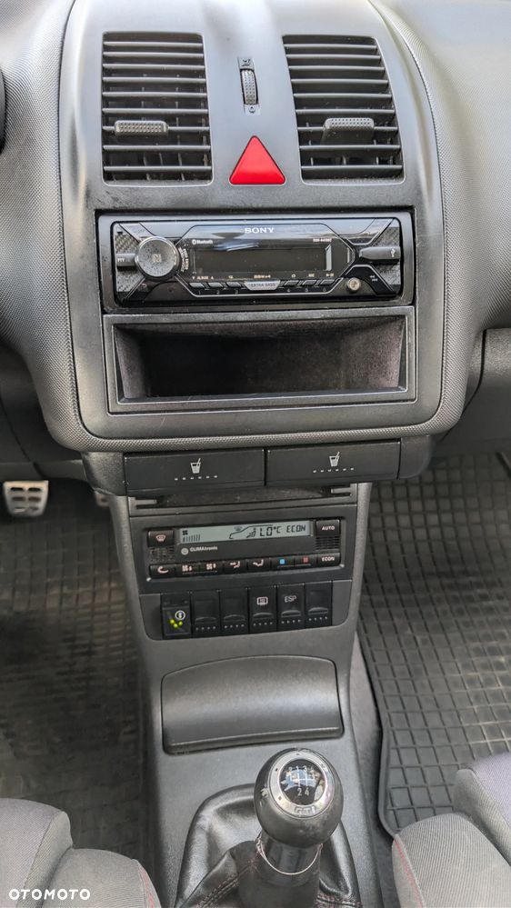 Volkswagen Polo 1.6 GTI - 34