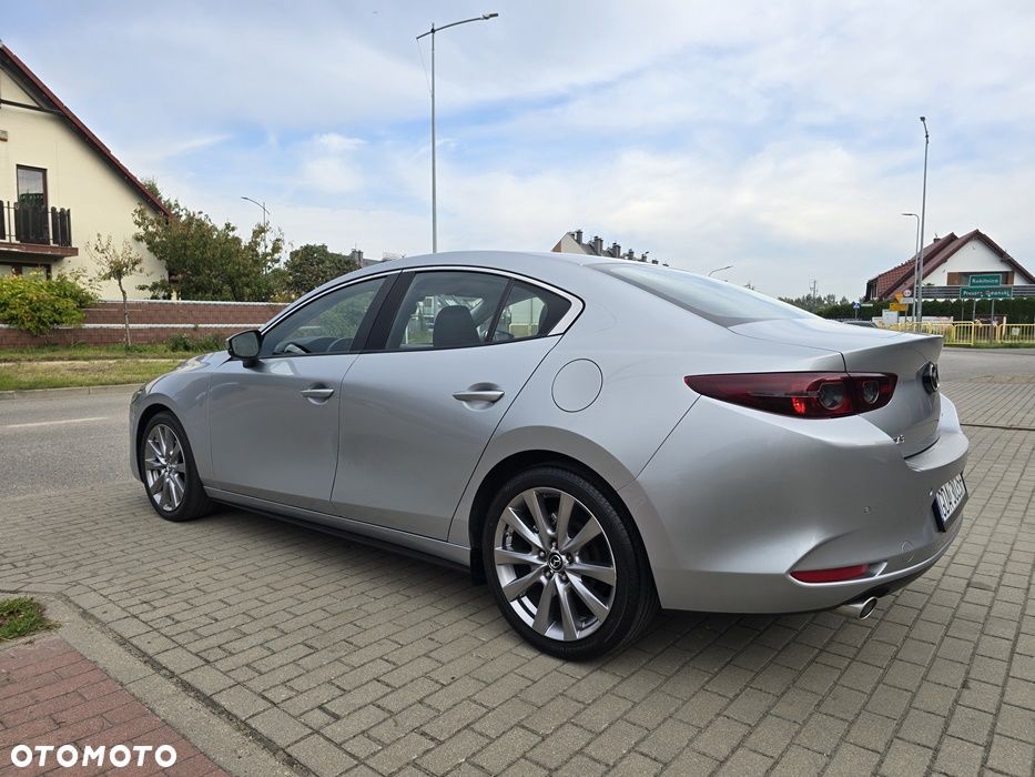 Mazda 3 2019 photo 3
