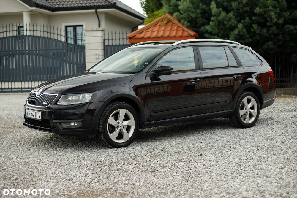 Skoda Octavia 2.0 TDI 4x4 DSG Scout - 14