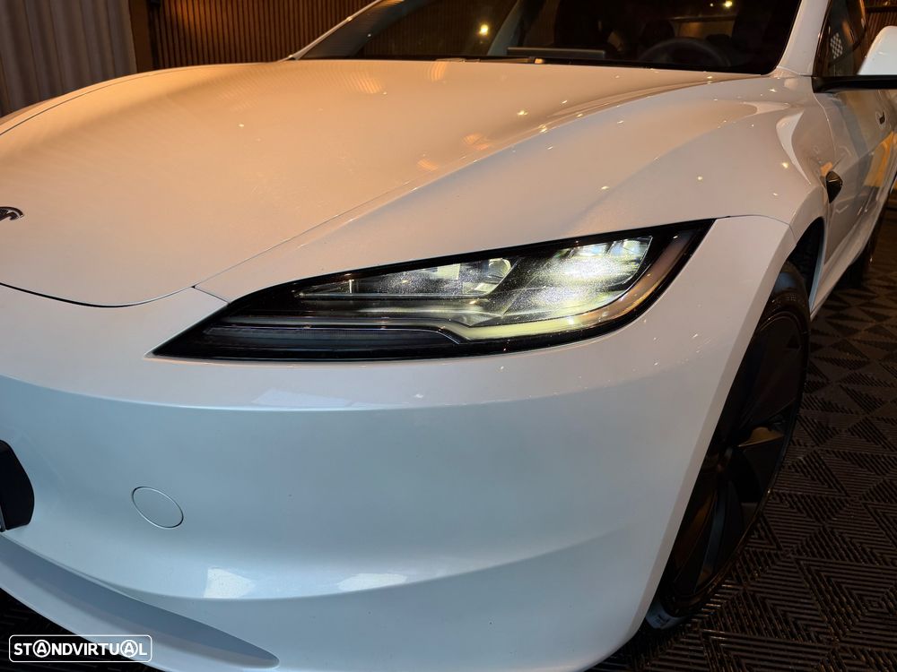 Tesla Model 3 Tração Traseira Premium - 12