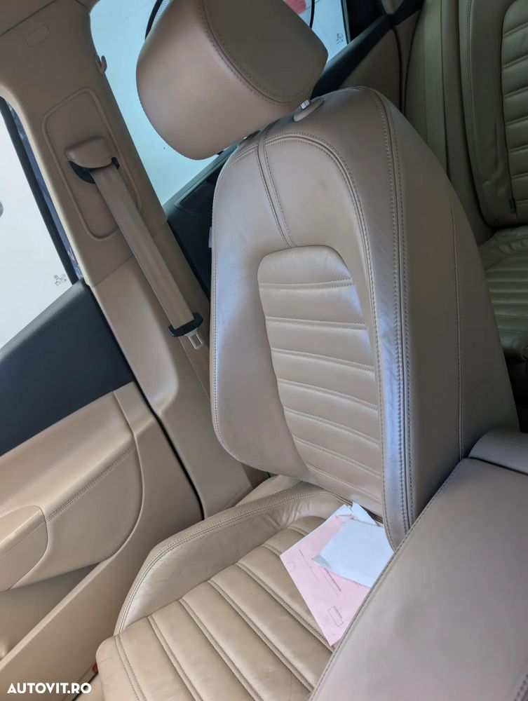 Volkswagen Passat 2.0 TDI DPF Highline - 3