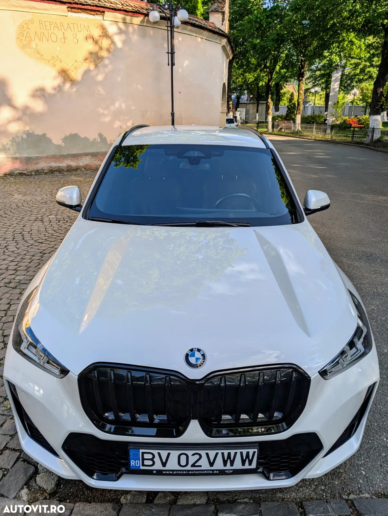BMW X1 sDrive18i AT - 8