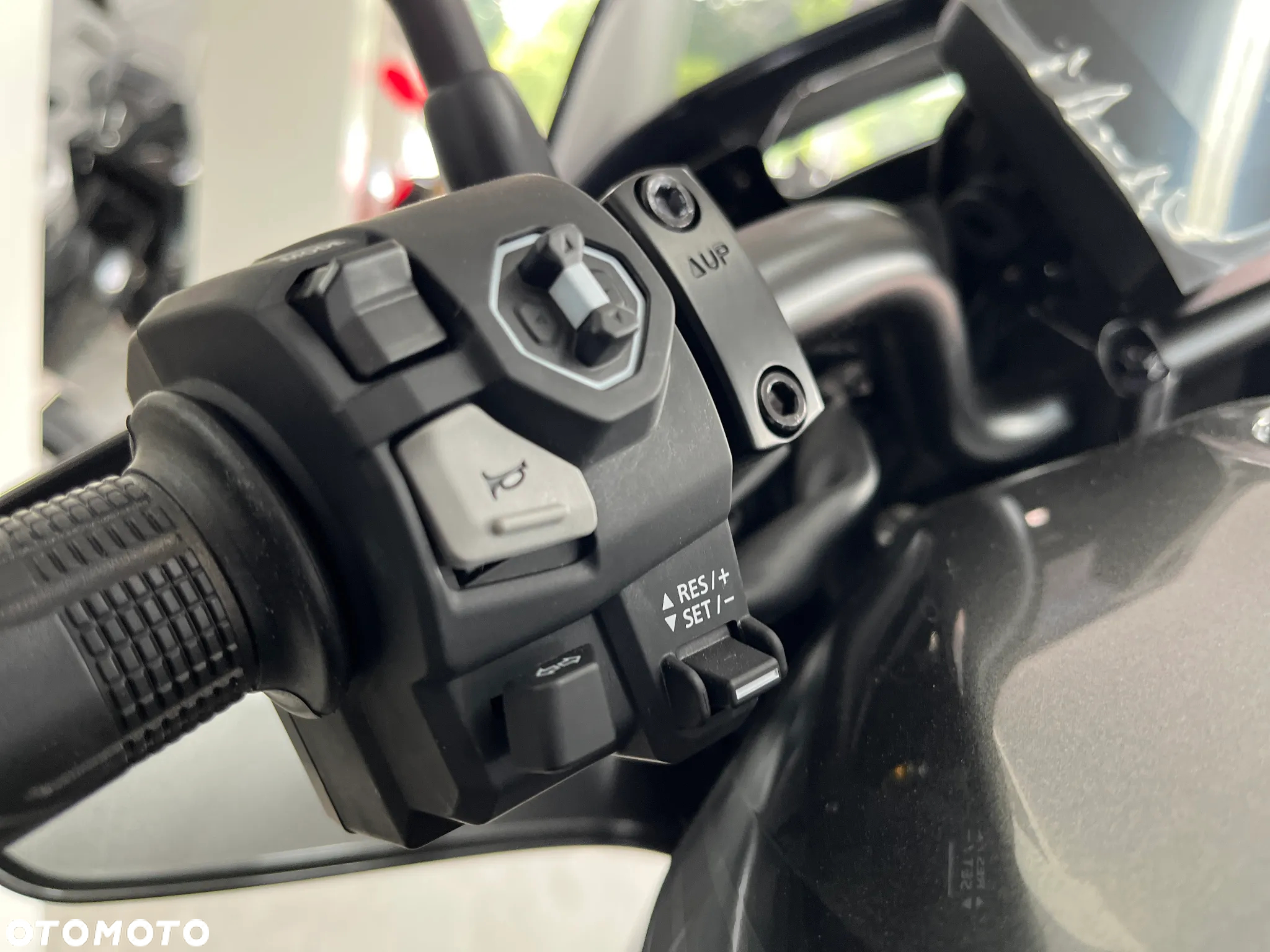Honda CMX - 6