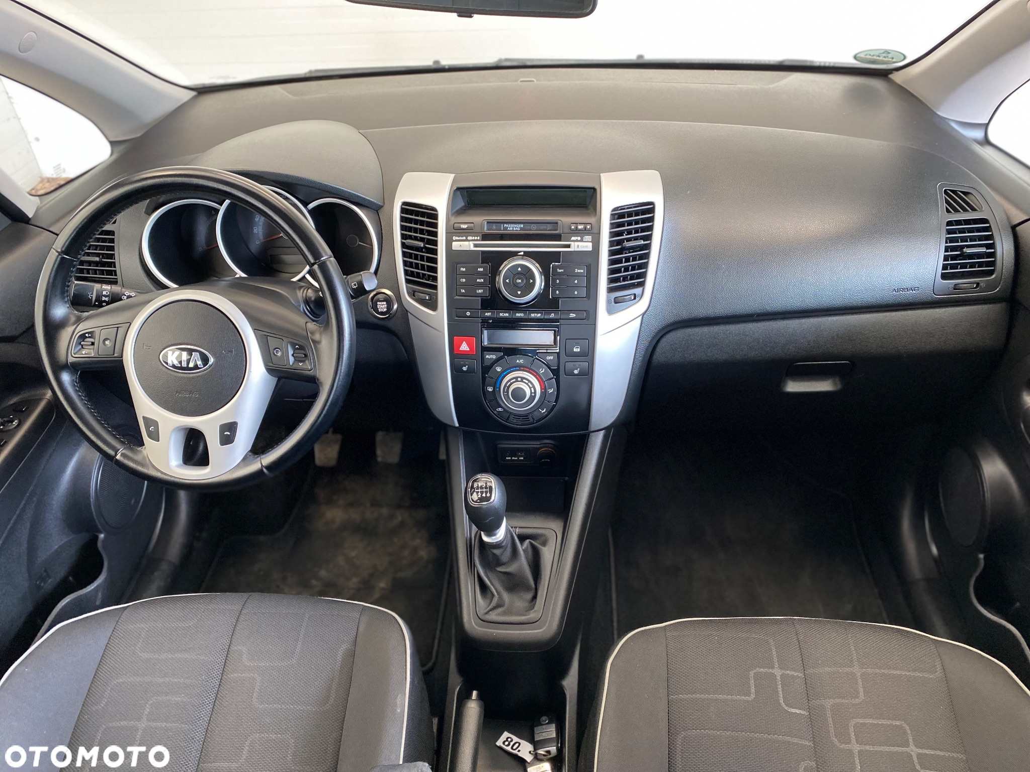 Kia Venga 1.6 CRDi XL - 10