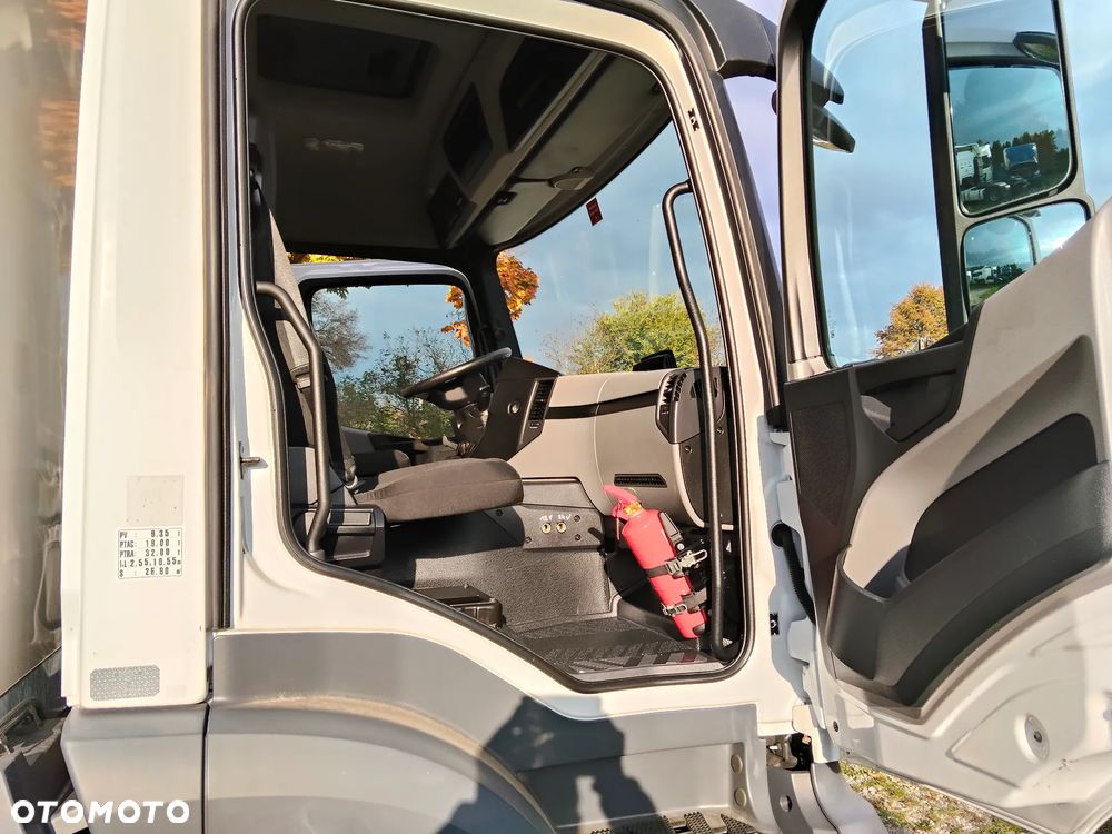 Mercedes-Benz Antos - 19