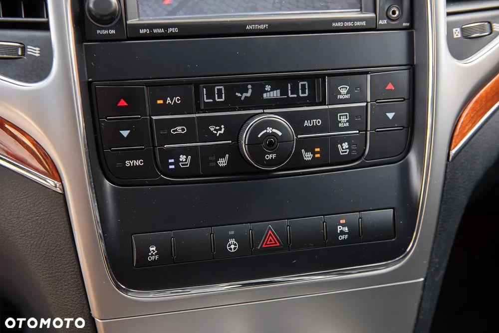 Jeep Grand Cherokee 3.6 V6 Overland - 26