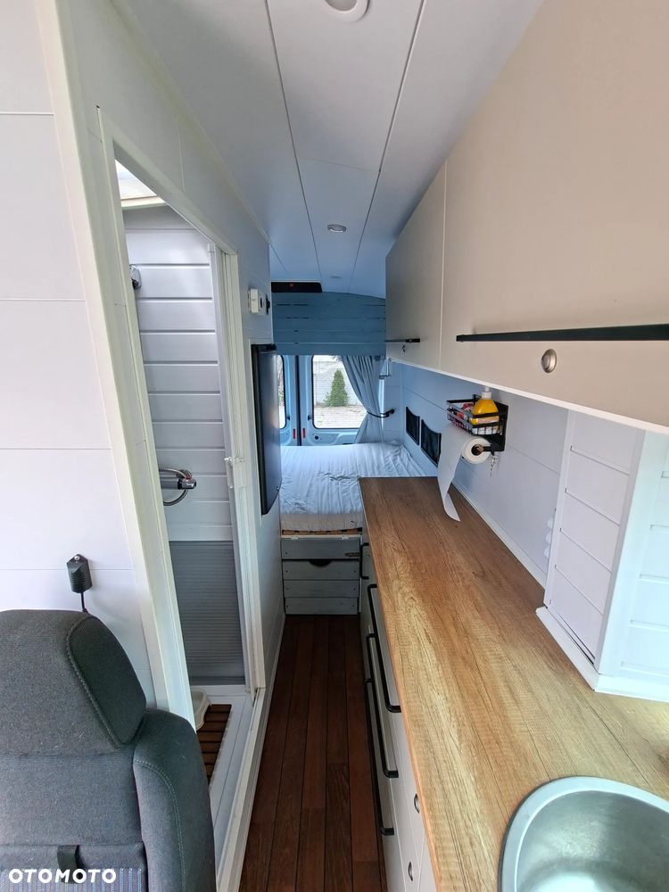 Ford Transit - 11