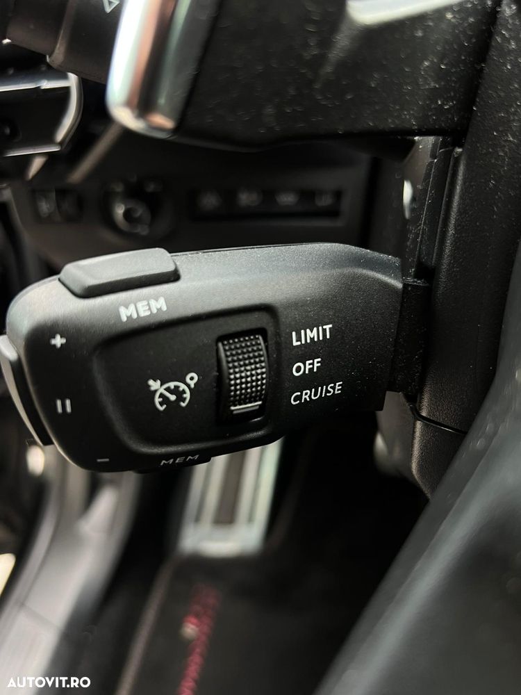 DS Automobiles DS 7 Crossback - 27