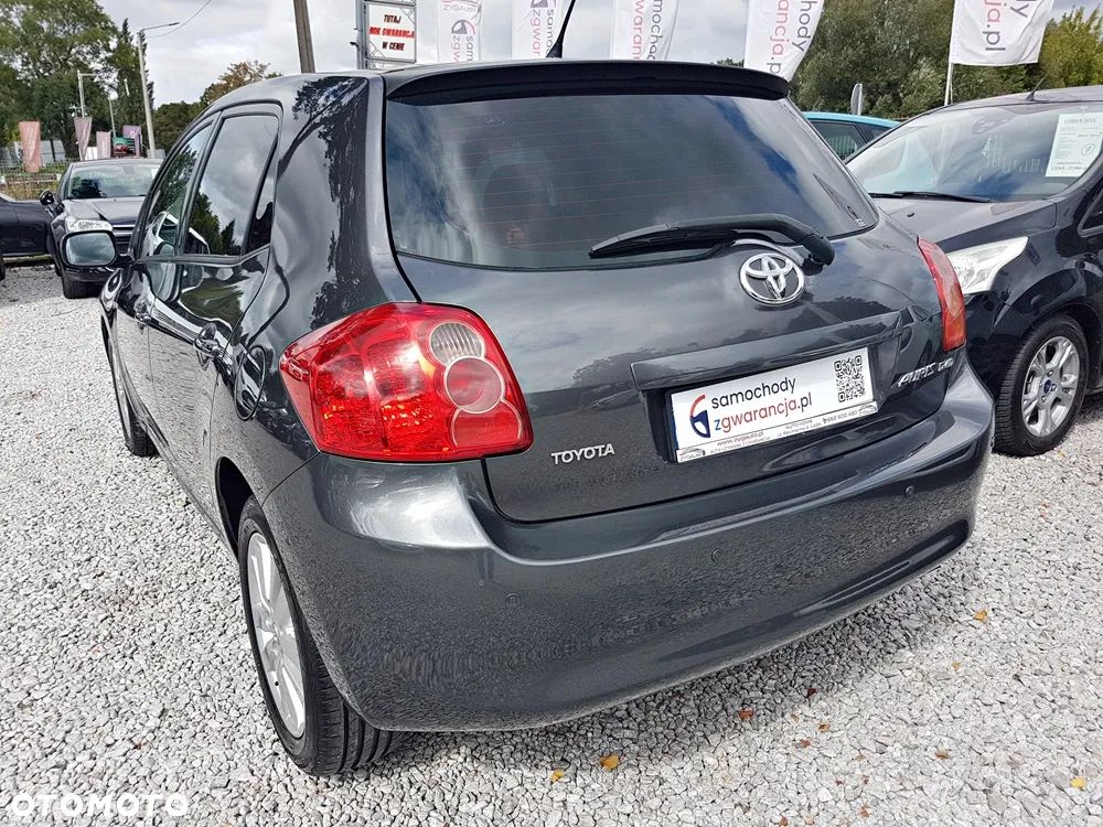 Toyota Auris 2.0 D-4D Executive - 33