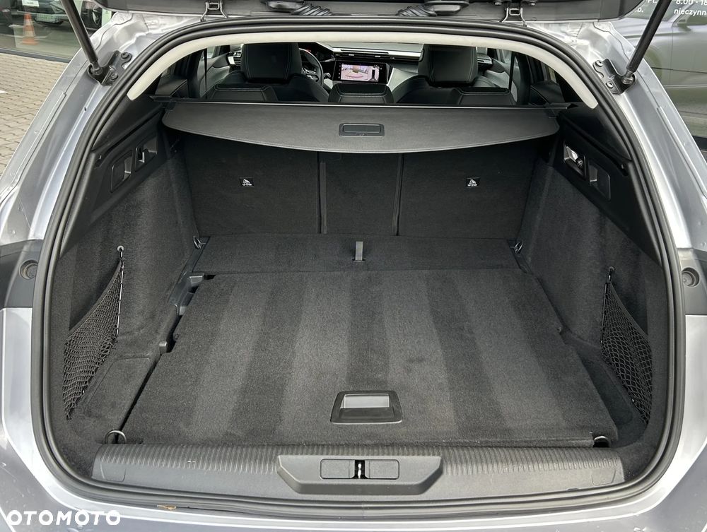 Peugeot 308 1.5 BlueHDi Allure S&S EAT8 - 17