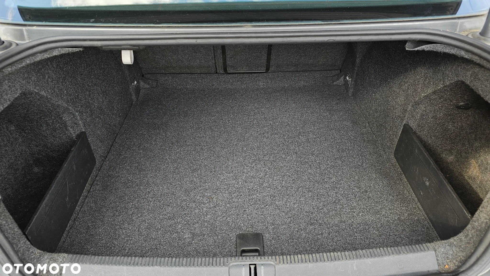Volkswagen Passat 2.0 TSI Highline - 23