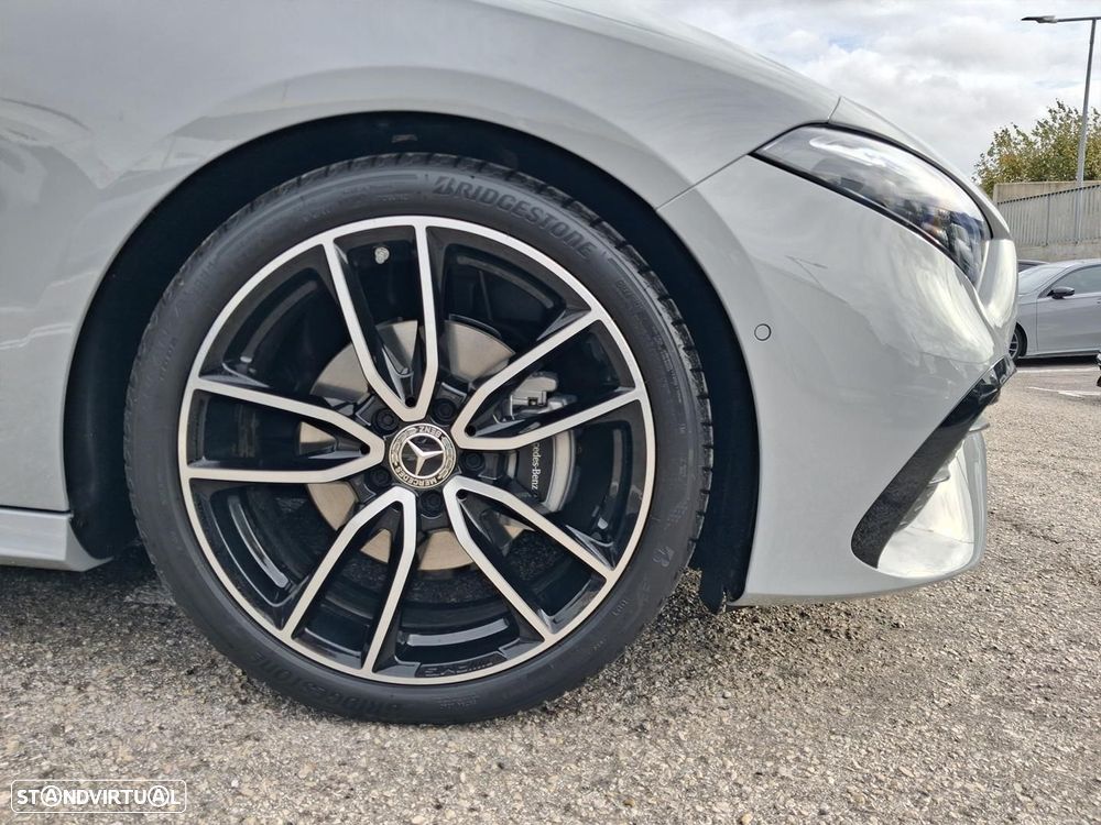 Mercedes-Benz A 180 - 4