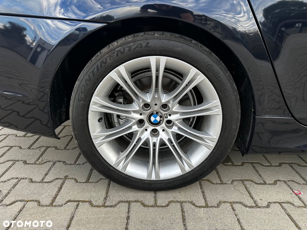 BMW Seria 5 - 33