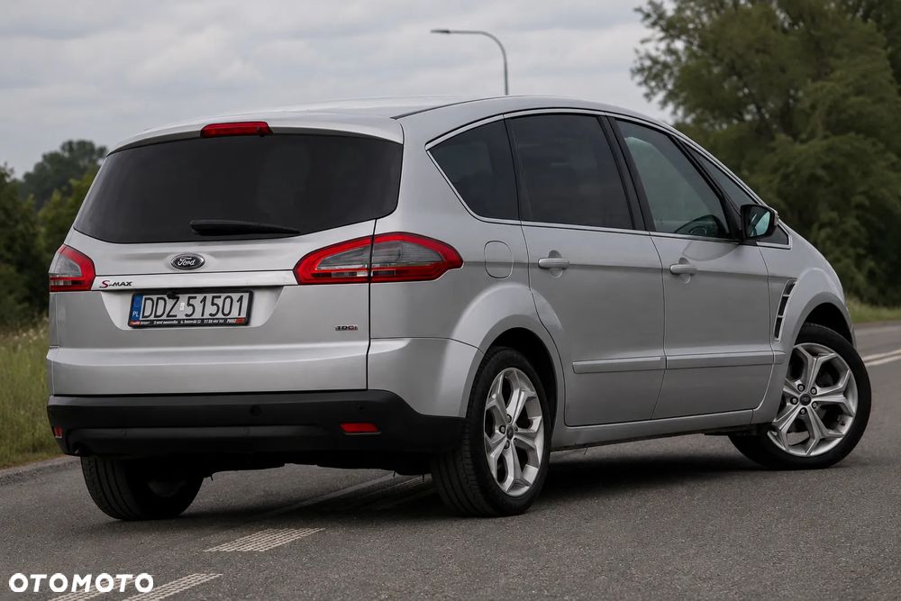 Ford S-Max 2.0 TDCi DPF Titanium - 13