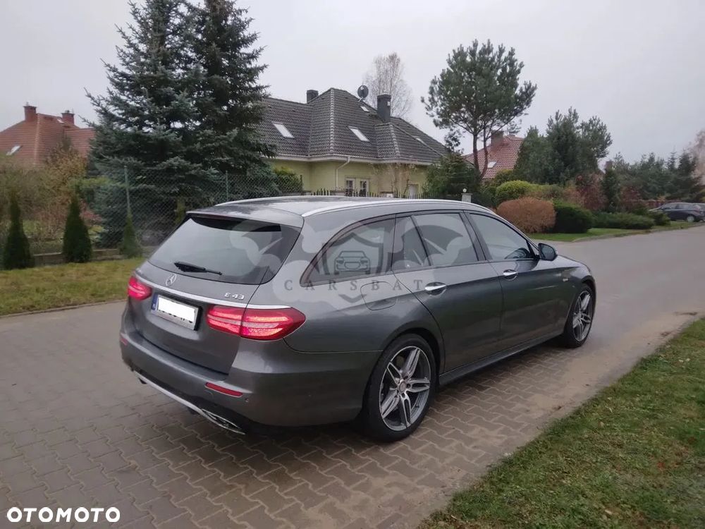 Mercedes-Benz Klasa E - 5