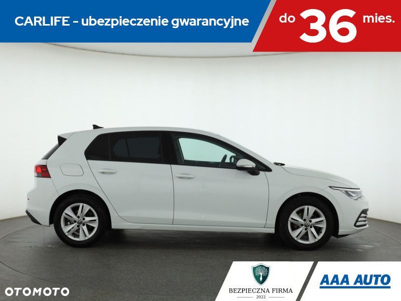 Volkswagen Golf - 8