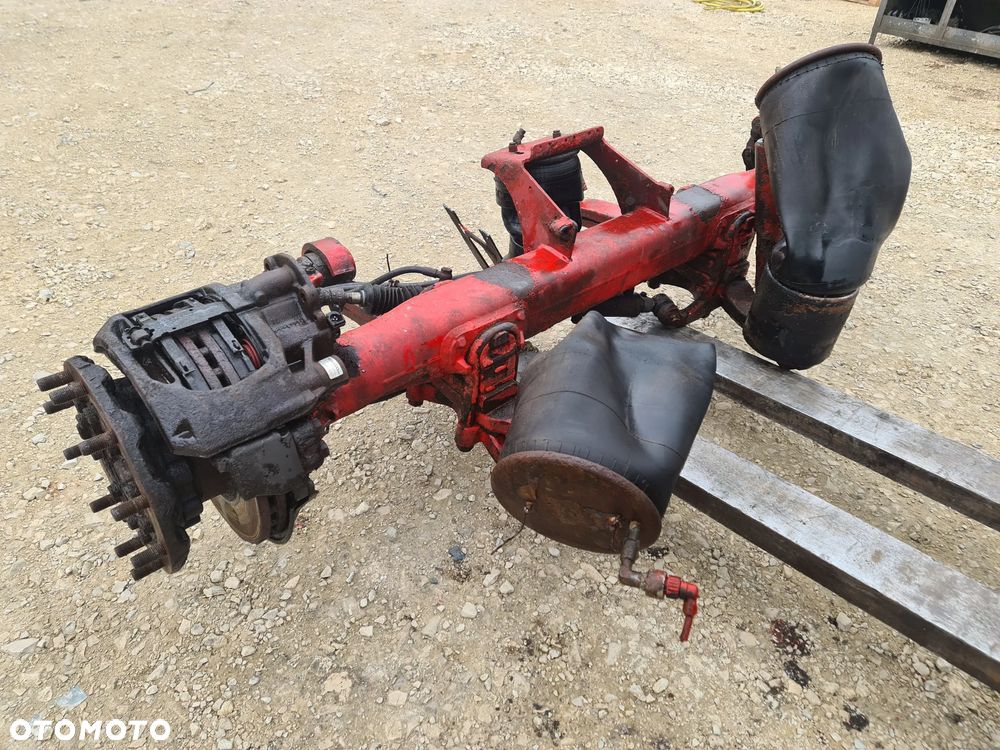 Oś skrętna wleczona kompletna z siłownikiem 6x2 SCANIA - 6