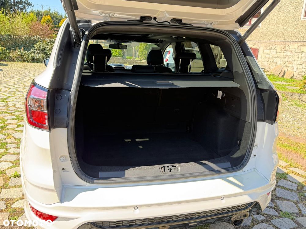 Ford Kuga 2.0 TDCi 4x4 ST-Line - 11