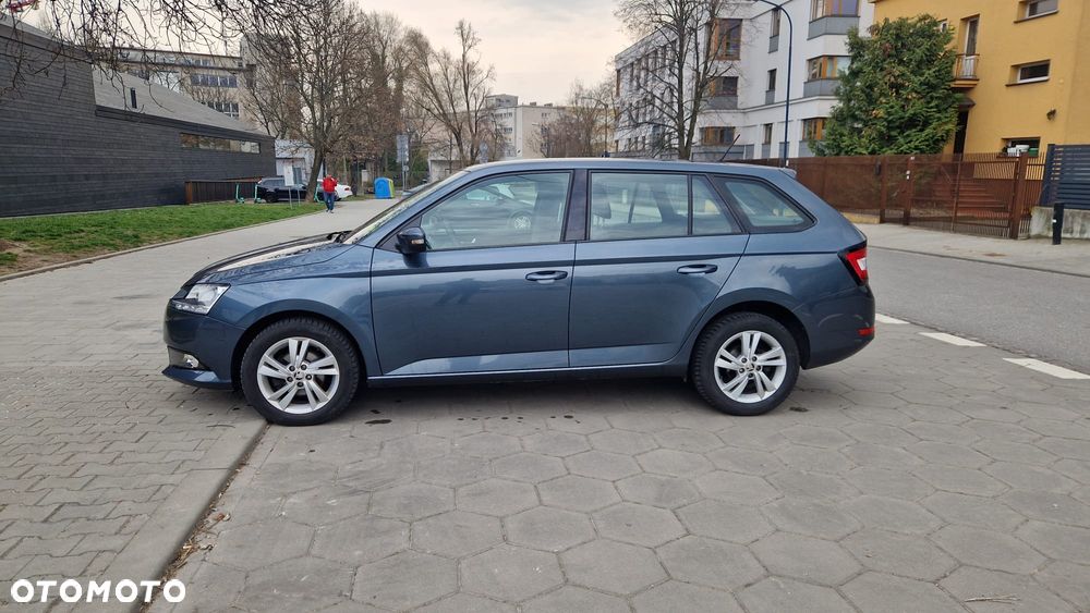 Skoda Fabia 1.0 TSI Ambition - 1