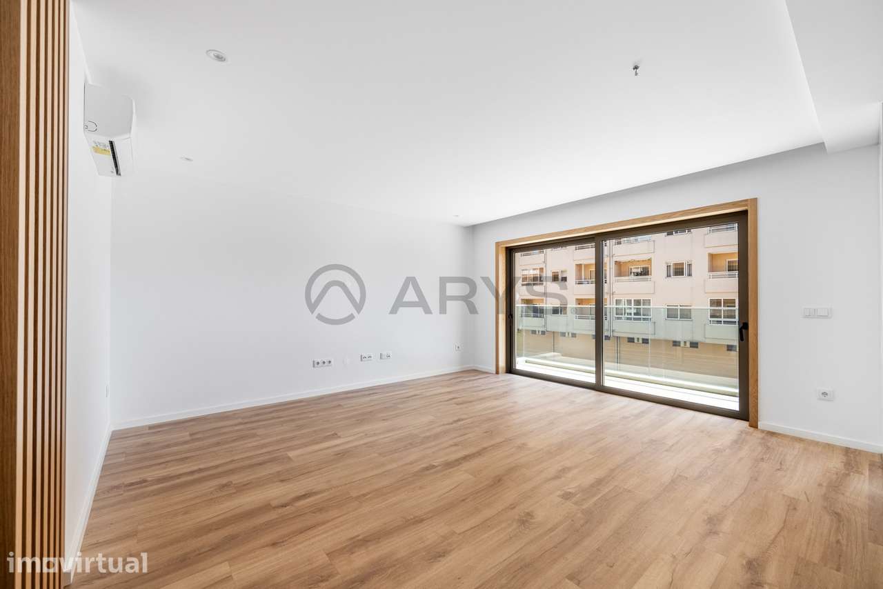 Apartamento T2 Novo Pronto a Habitar - Grande imagem: 2/28