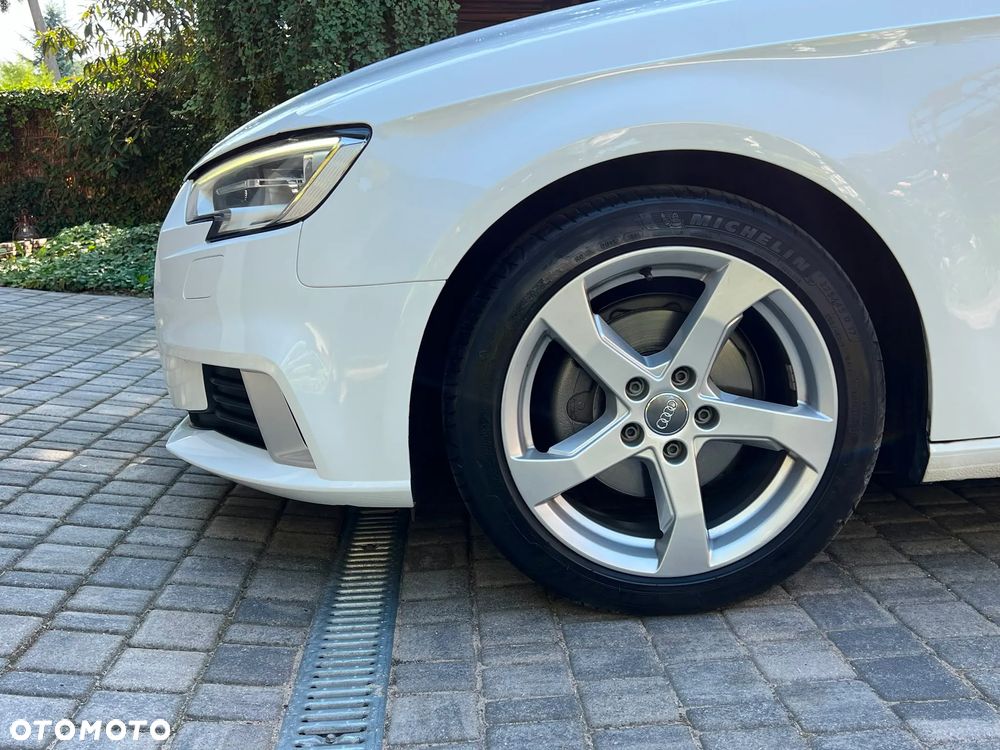 Audi A3 Sportback 2.0 TDI S tronic design - 3