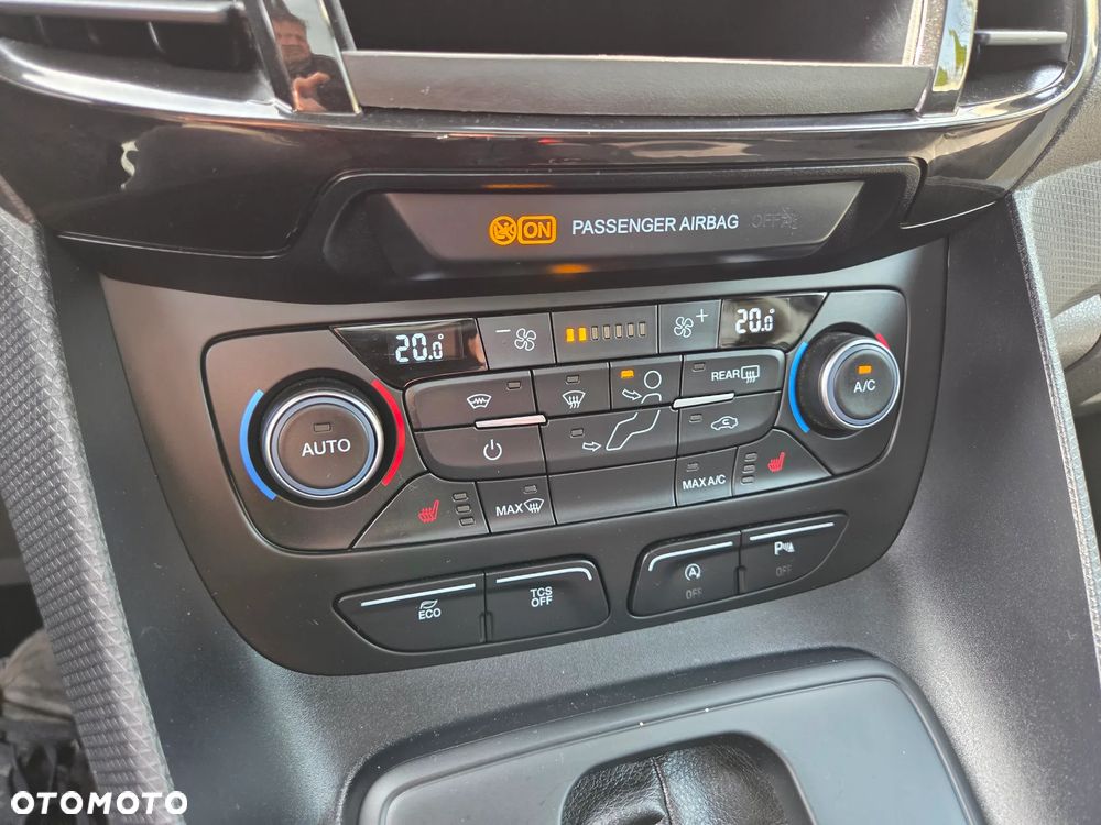 Ford Tourneo Connect Grand - 15