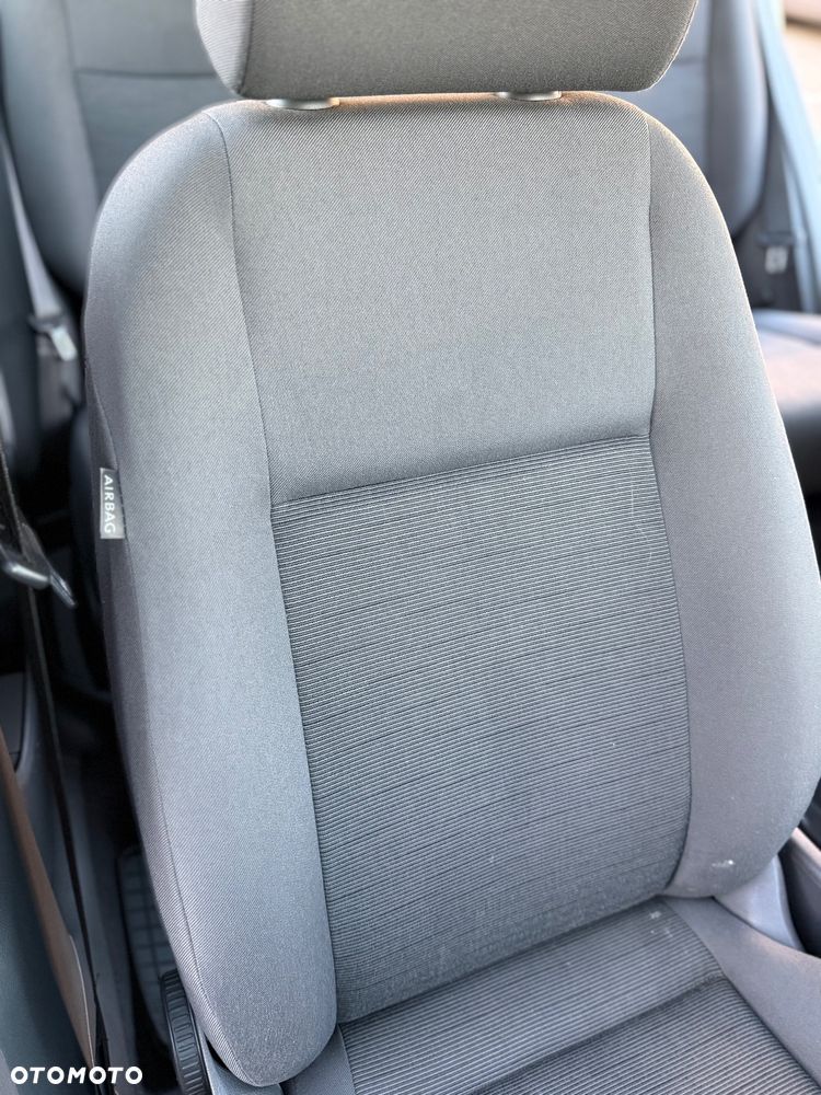 Volkswagen Golf Plus 1.4 Comfortline - 23