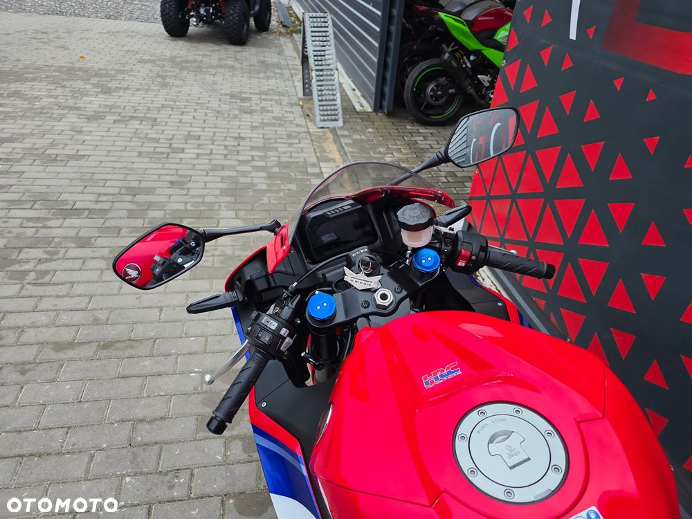Honda CBR - 18