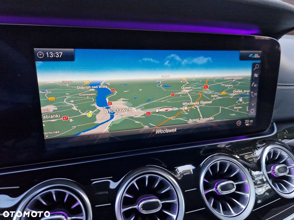 Mercedes-Benz CLS - 24