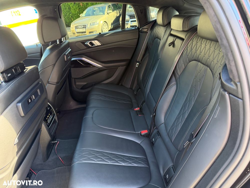 BMW X6 M M50d - 11