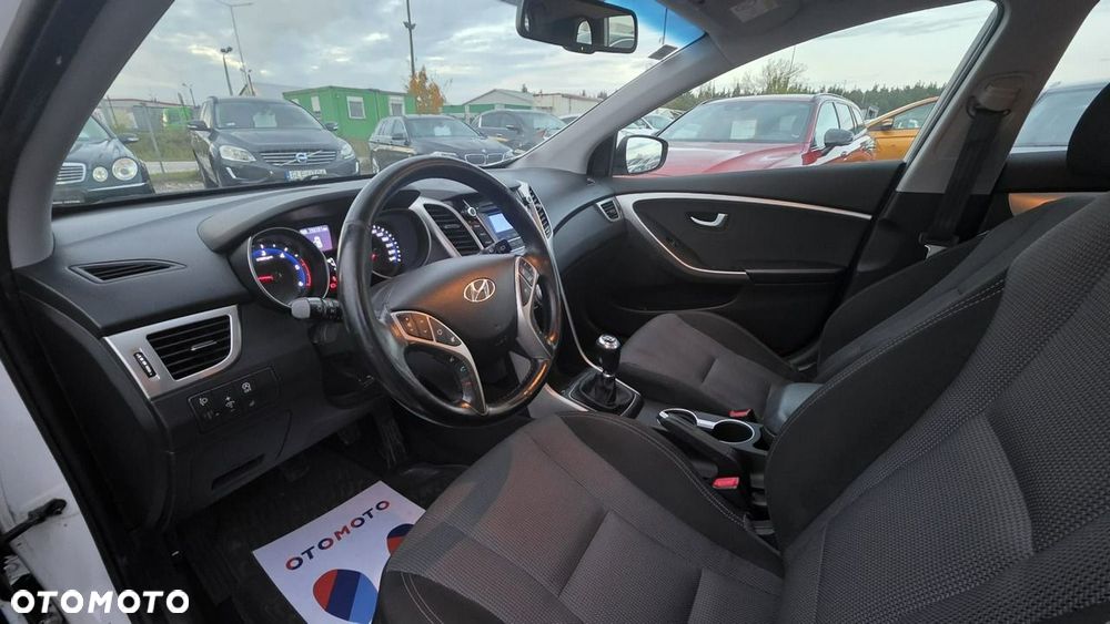 Hyundai i30 - 12