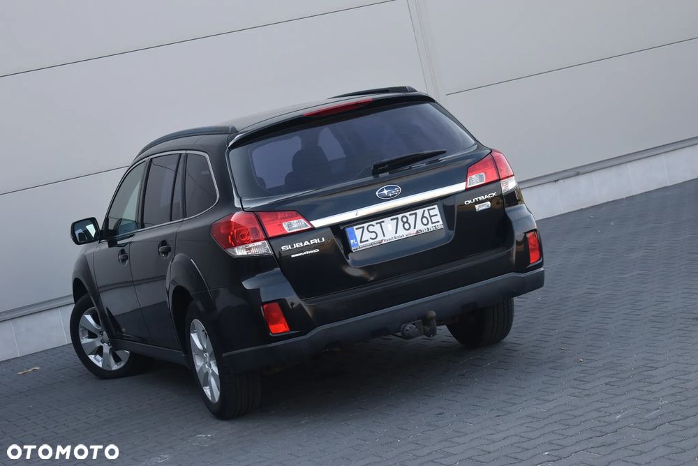 Subaru Legacy - 36