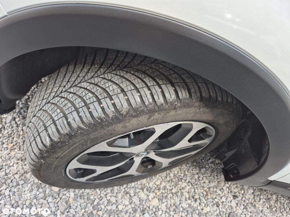 Renault Captur ENERGY TCe 120 EDC LIMITED - 26