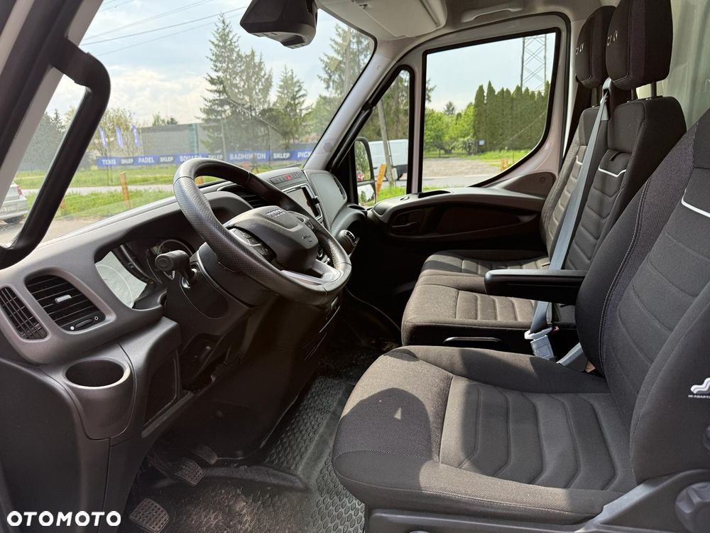 Iveco Daily 50C18, 3.0 180KM, Wysoki kontener, DMC 3,5t, Niski przebieg - 20