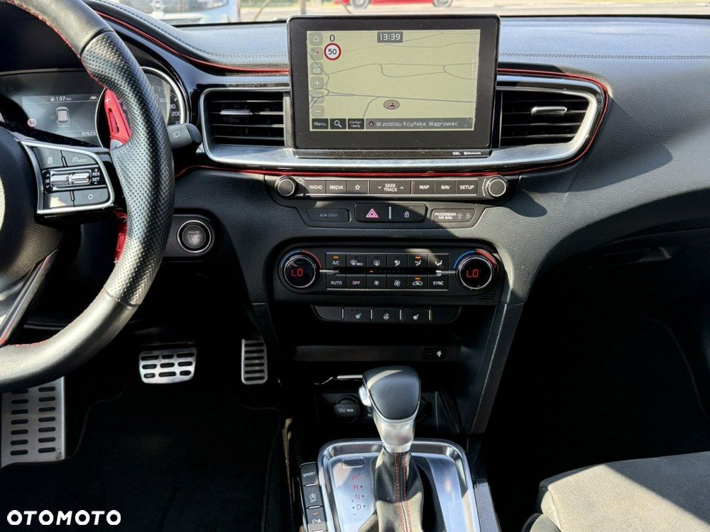 Kia Ceed 1.6 T-GDI GT DCT - 15